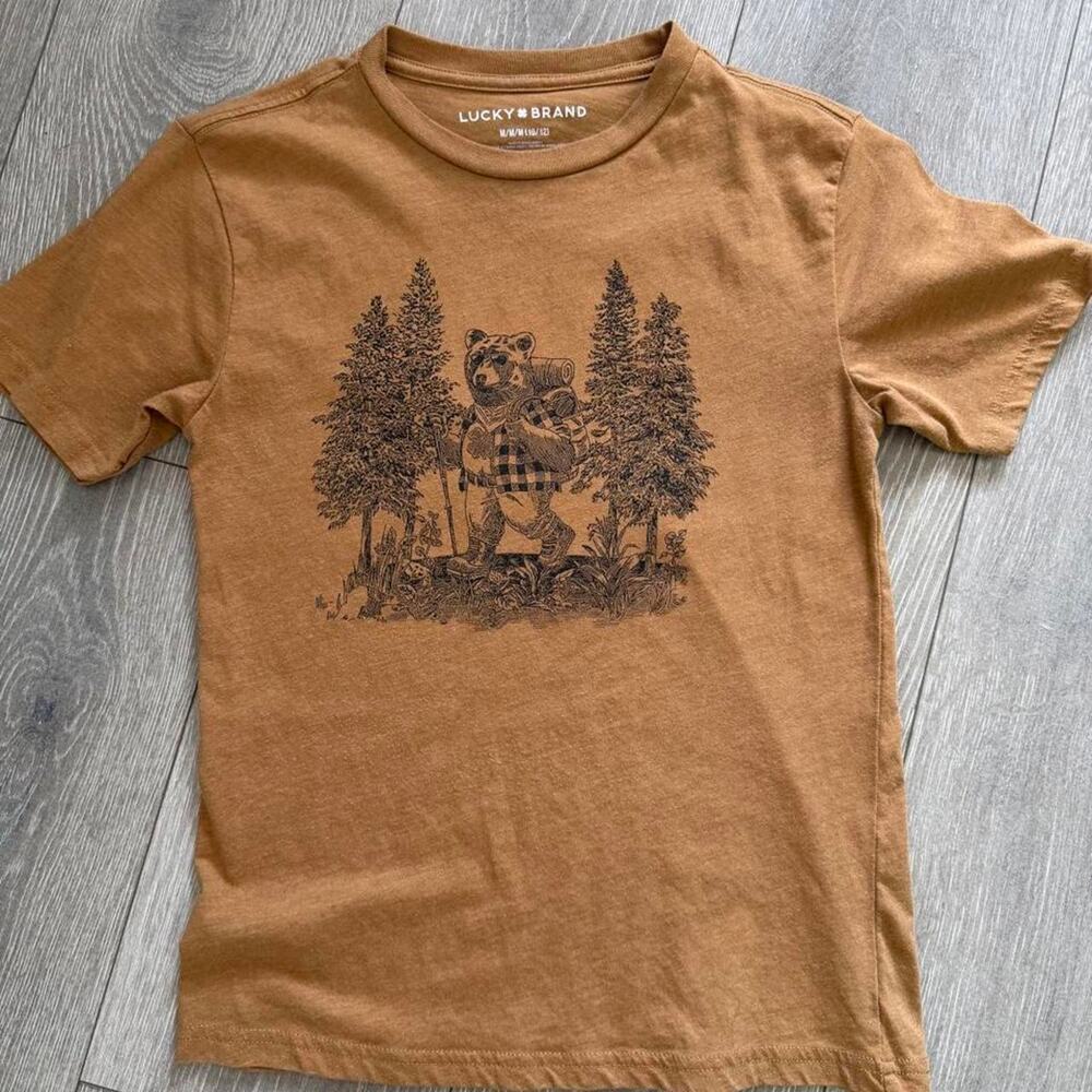 Lucky brand hiking bear graphic